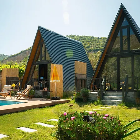 Oliva Villa *